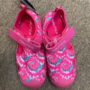 Nautica water shoes size 11